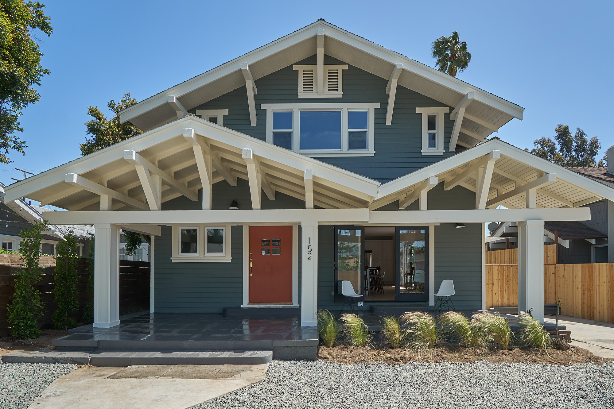 152 South Serrano